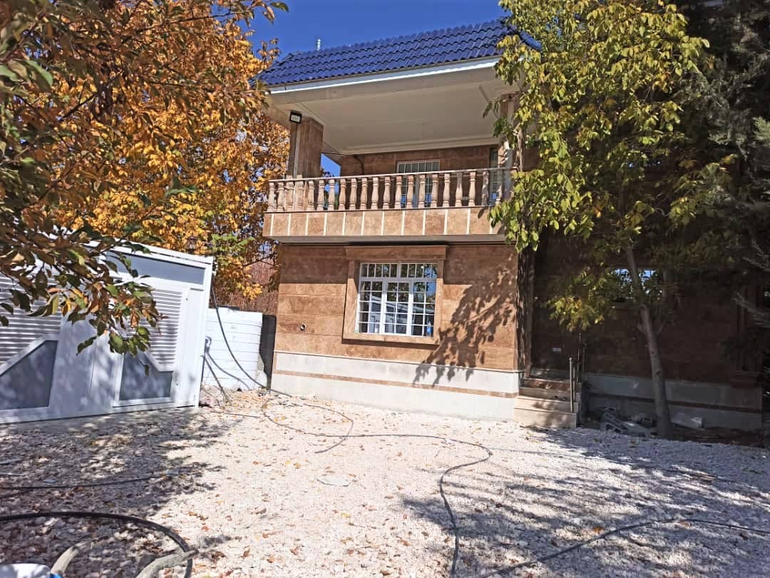 اجاره ویلا استخردار در کریم آباد هماشهر - سپیدان