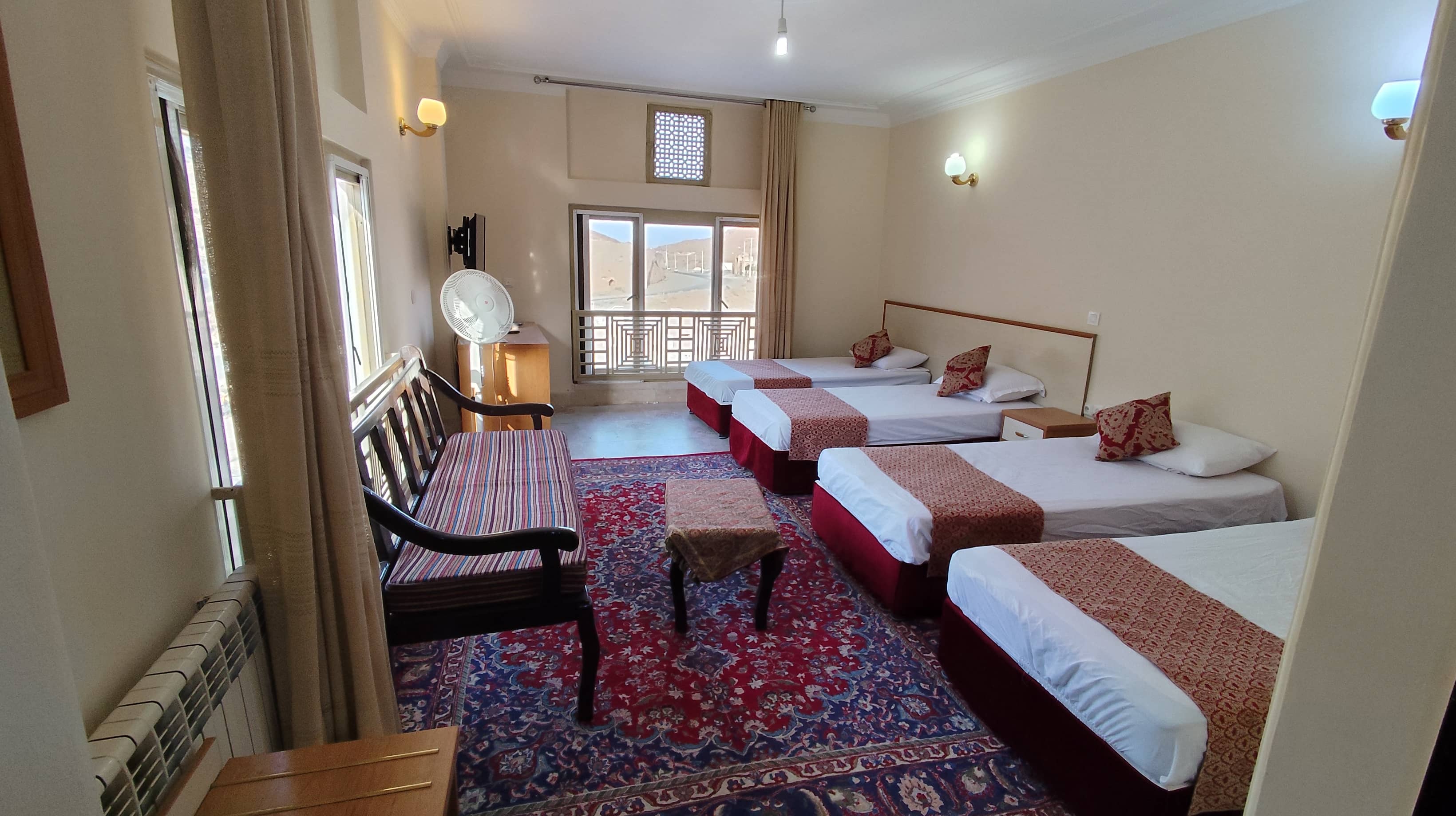 اجاره هتل آپارتمان در ابیانه نطنز - 4تخت