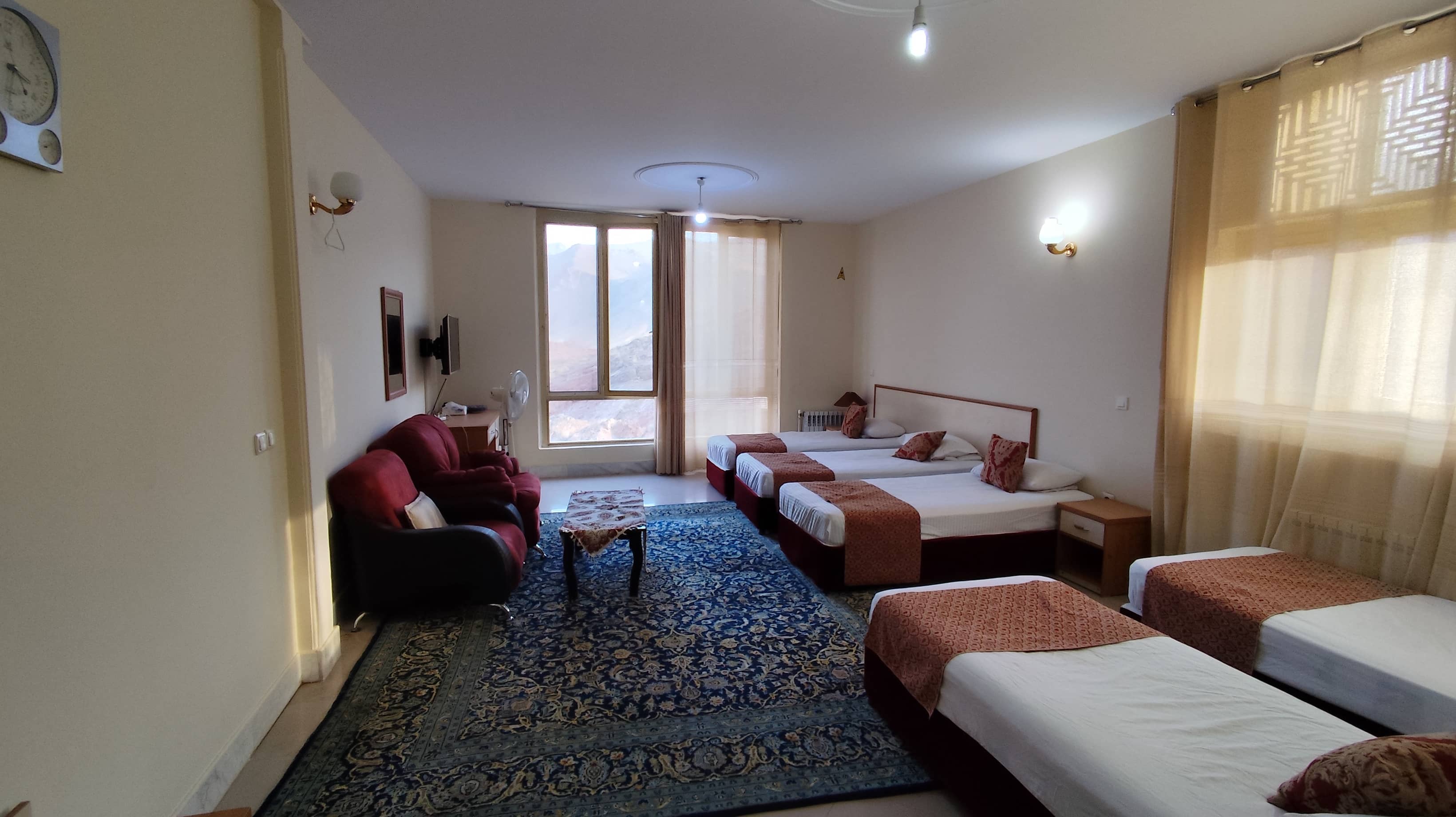 اجاره اتاق در ابیانه اصفهان - 5تخت سینگل