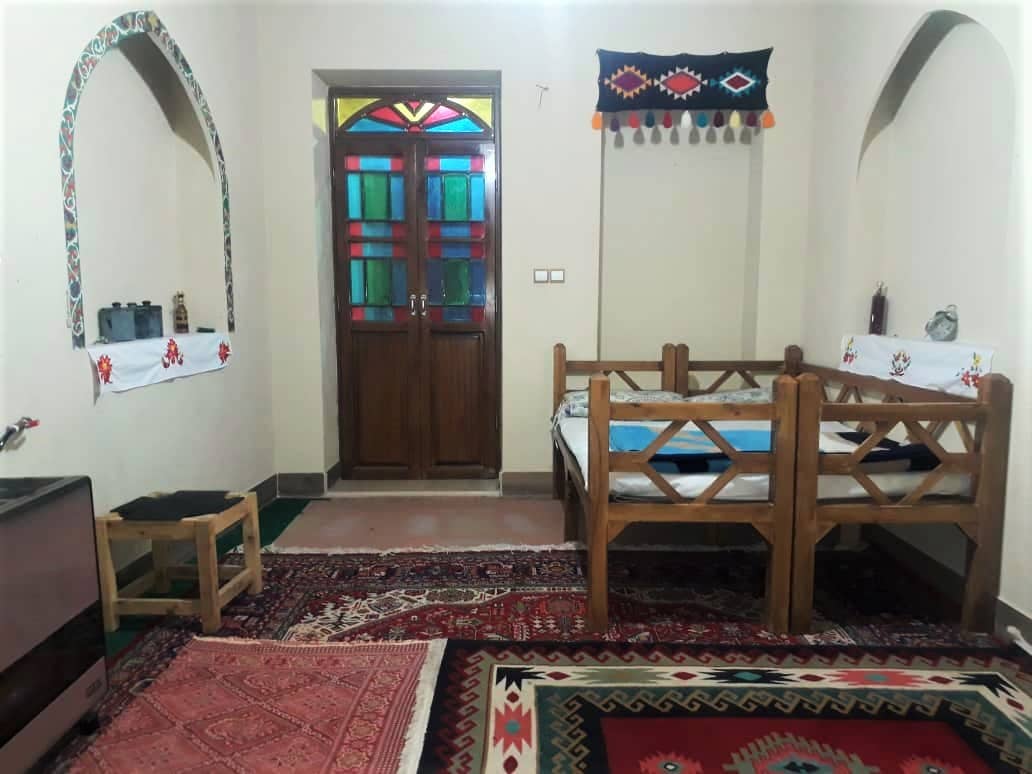 اجاره خانه سنتی در بافت قدیم قلات - شیراز