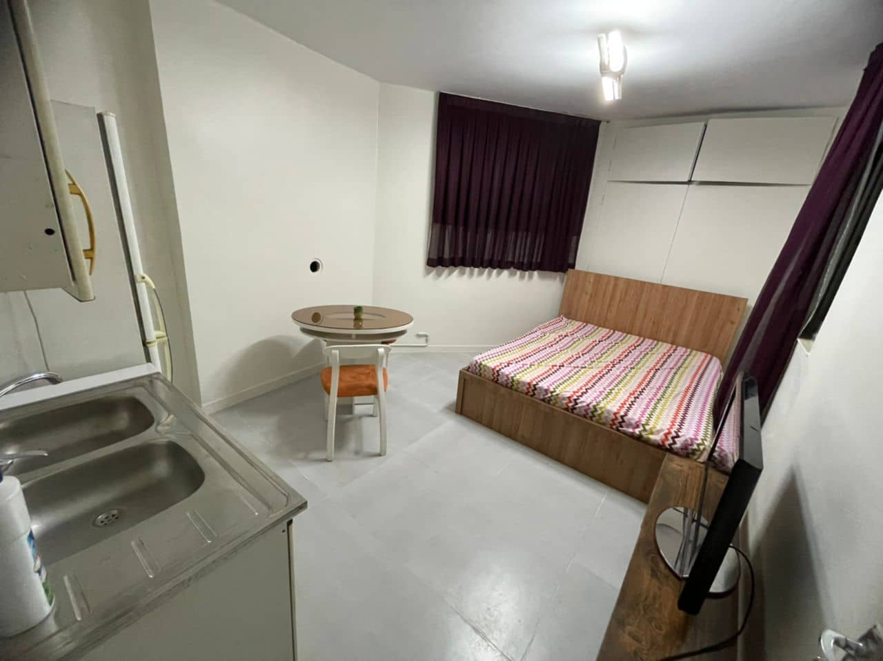 اجاره سوئیت بدون خواب مبله در بنی هاشم - شمال تهران طبقه ی دوم