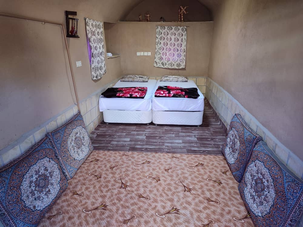 اجاره اقامتگاه بومگردی در روستای مدوار مهریز-دو تخته