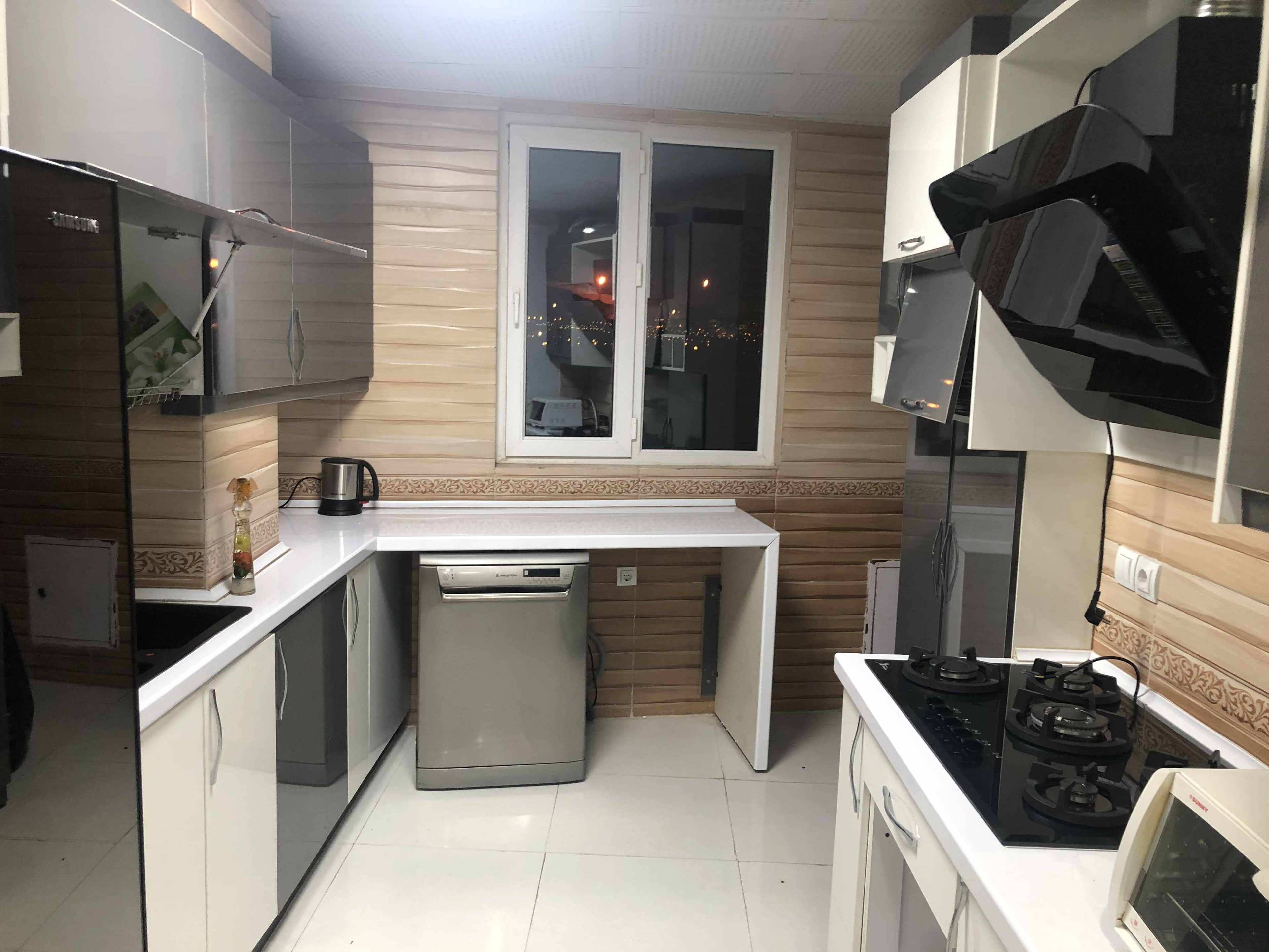 اجاره آپارتمان مبله با ویو دریا وحدت عسلویه