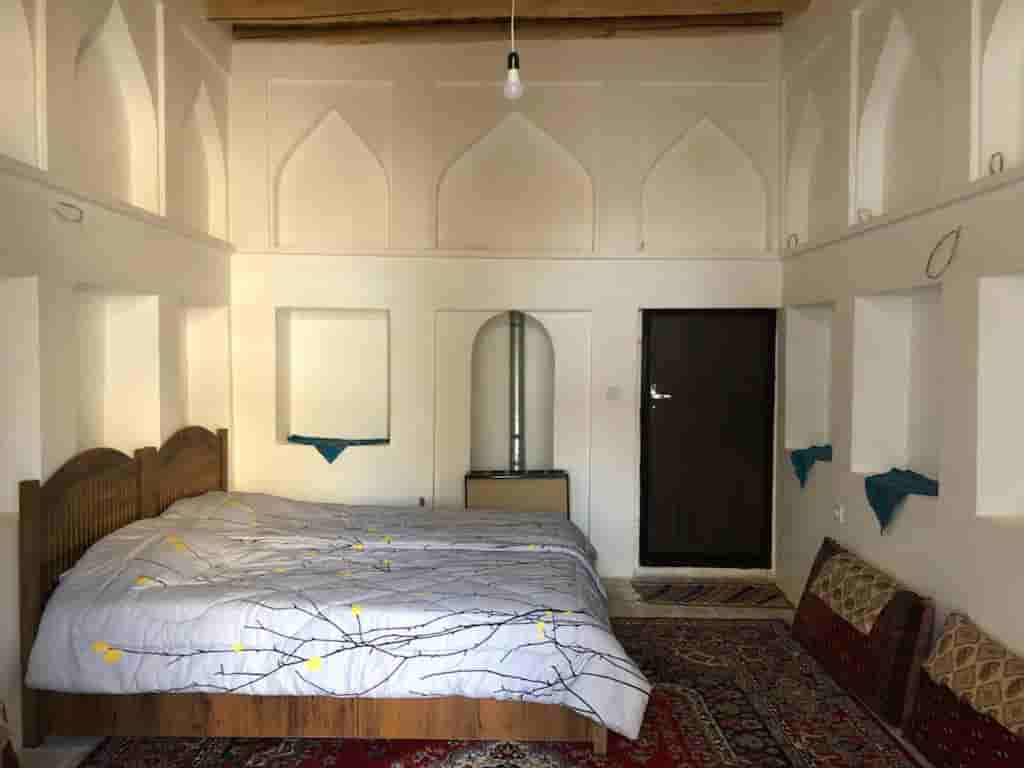 عکس اجاره اتاق سنتی در آزادی تفرش - آینه