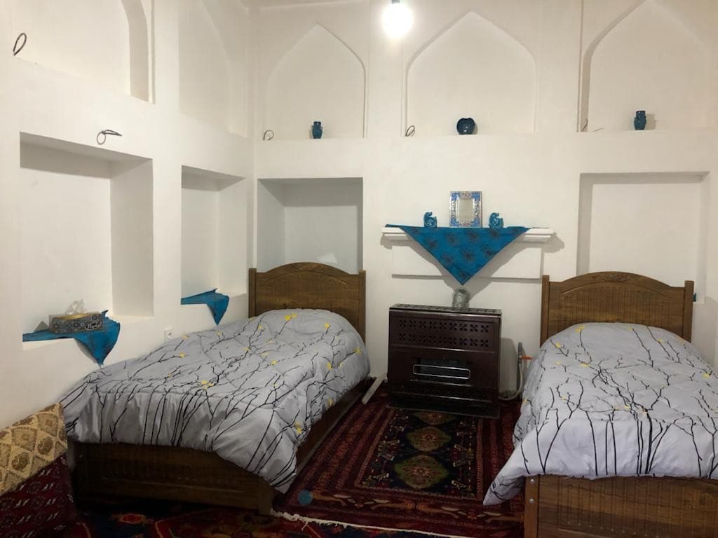 اجاره اقامتگاه بومگردی در آزادی تفرش - ترنج
