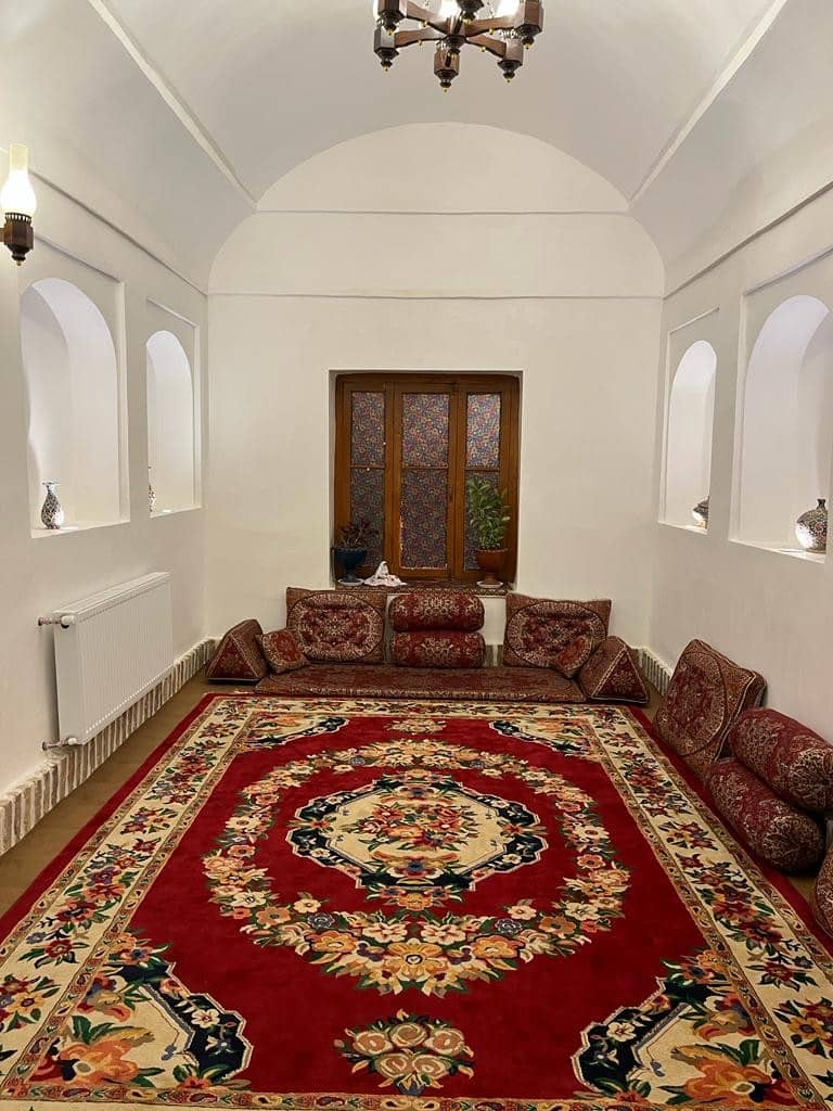 اجاره اتاق سنتی روستایی در برون فردوس - خان نشین