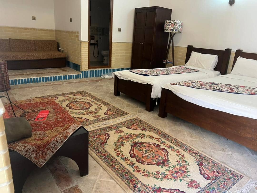 اجاره اتاق 3تخته سنتی در مهدی یزد