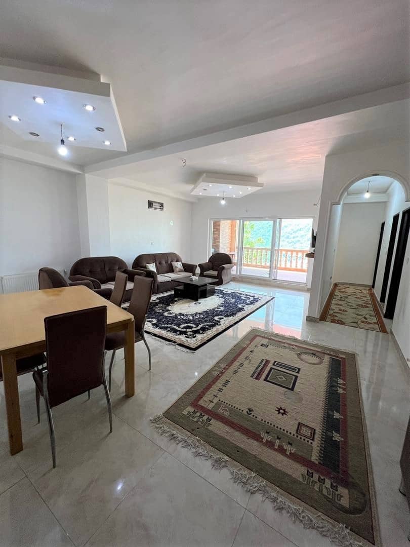 اجاره آپارتمان در جاده جنگلی تنکابن - طبقه دوم