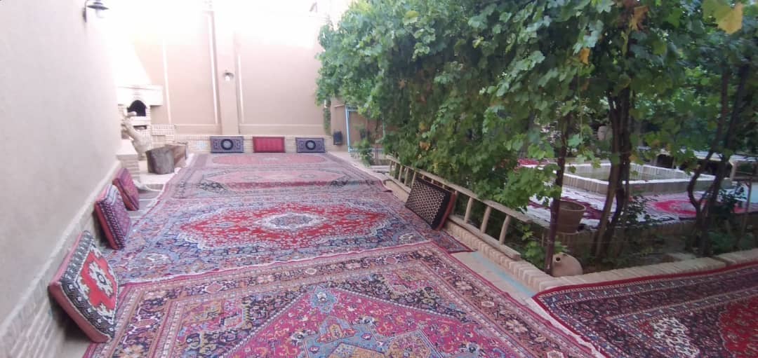 اقامتگاه بوم گردی سنتی در روستای فروتقه کاشمر