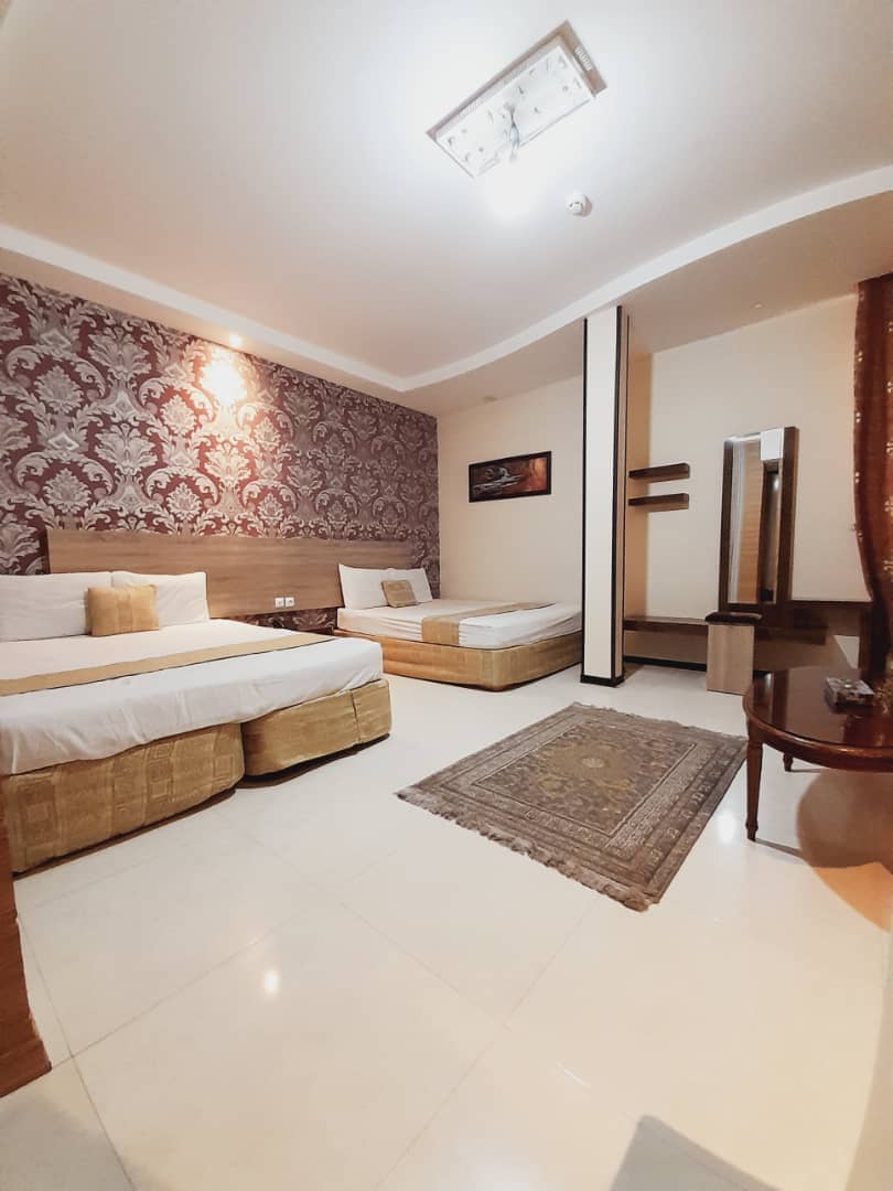 اجاره اتاق در خیابان 17 شهریور مشهد - 5تخته