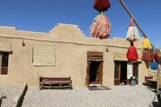 اجاره استراحتگاه سنتی در فسا- کلبه 1