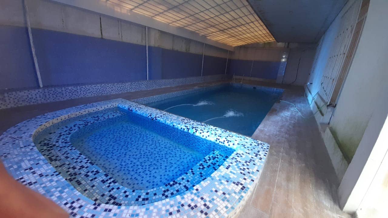 اجاره ویلا با استخر سرپوشیده در چهارباغ کرج - کردان