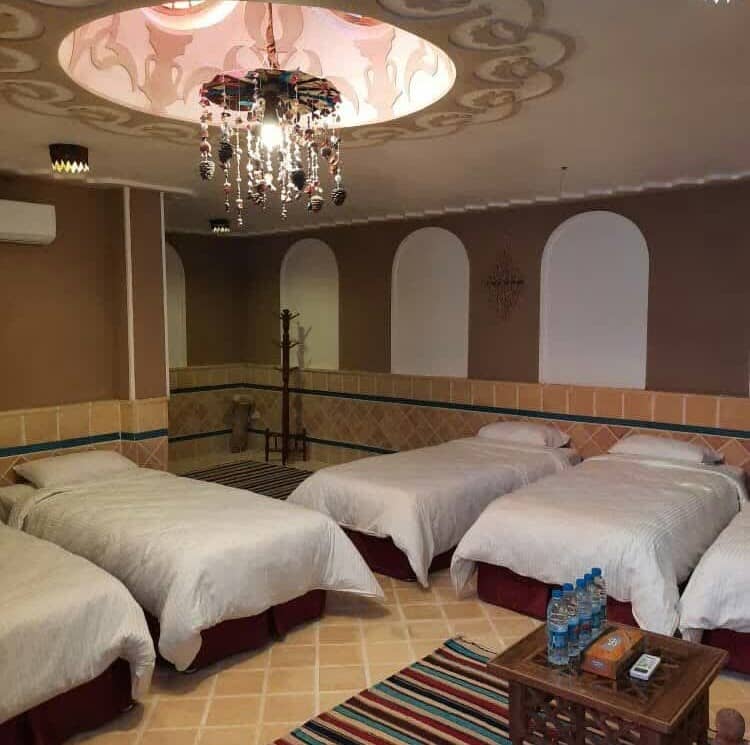 اجاره هتل کویری در یزدلان ابوزیدآباد - پنج تخته