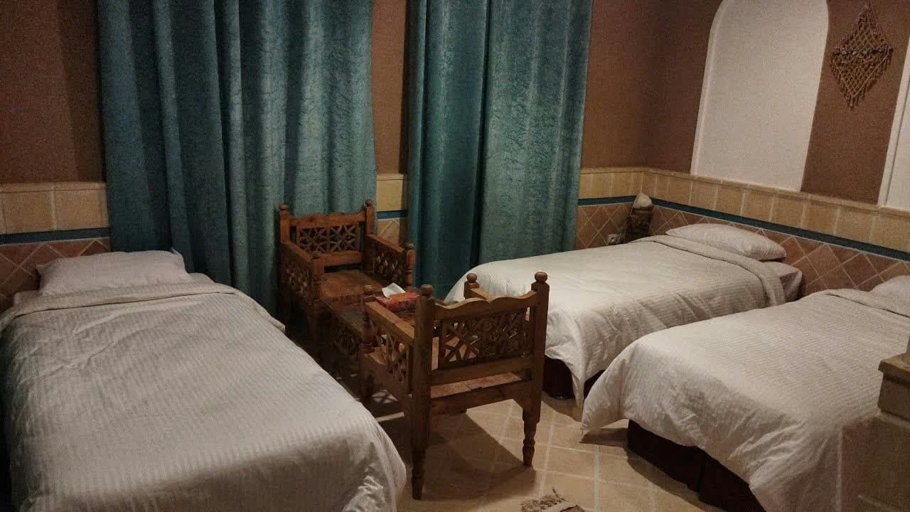 اجاره هتل کویری در یزدلان ابوزیدآباد - سه تخته