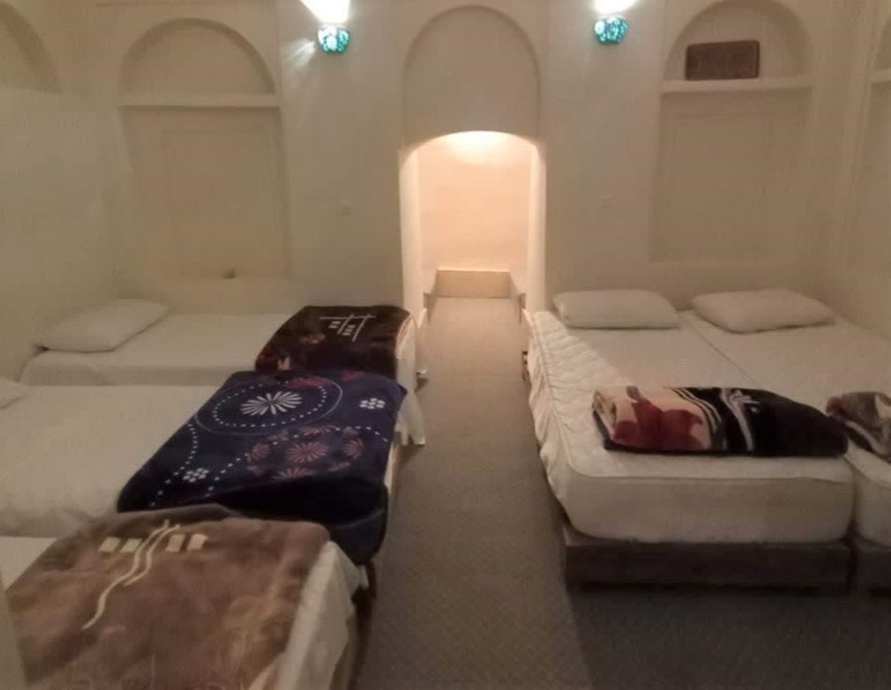بومگردی سنتی در خیابان امام یزد - پنج تخته