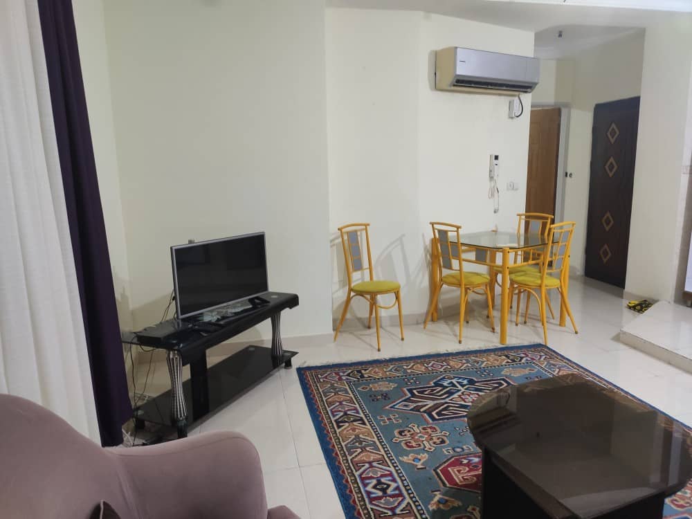 اجاره آپارتمان یک خوابه 75 متری در خیابان آزادگان بندر عباس-طبقه2