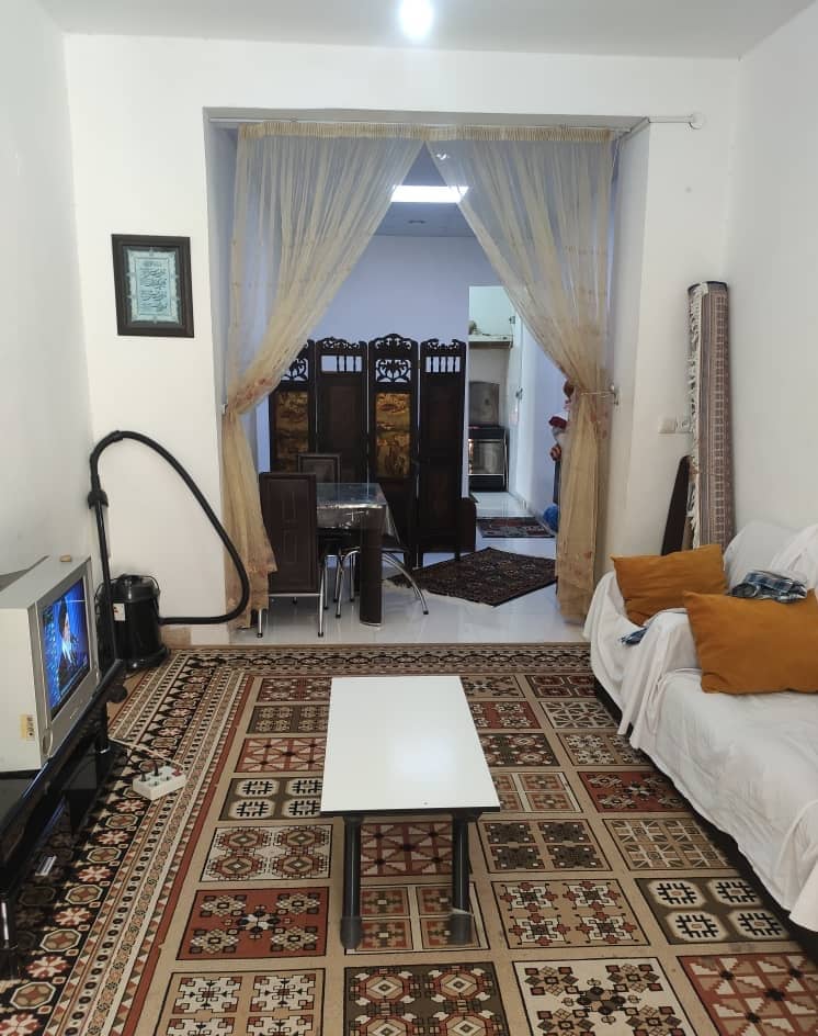 اجاره سوئیت55 متری همکف در بلوار هویزه بندر عباس