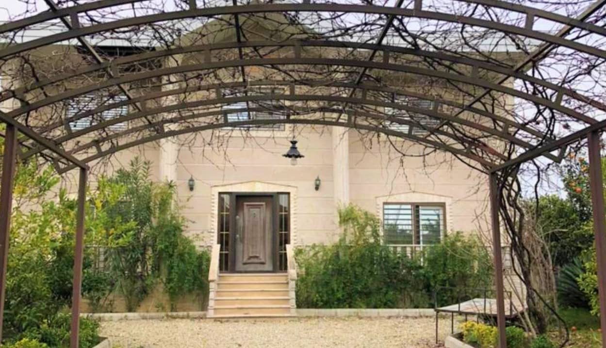 اجاره ویلا پنج خوابه نزدیک ساحل در باغات چالوس