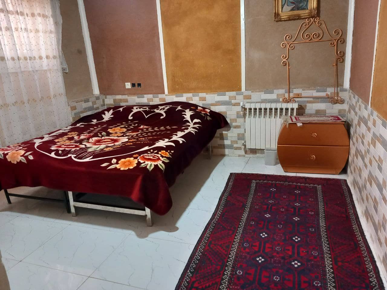 اجاره سوئیت یک خوابه بوم گردی ابیانه 1- 50 متری