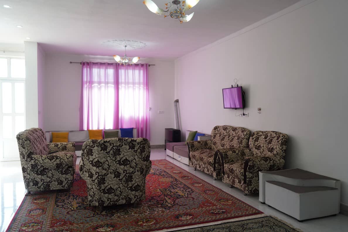 اجاره ویلا استخر آبگرم در طاهر آباد ساری - سه خواب