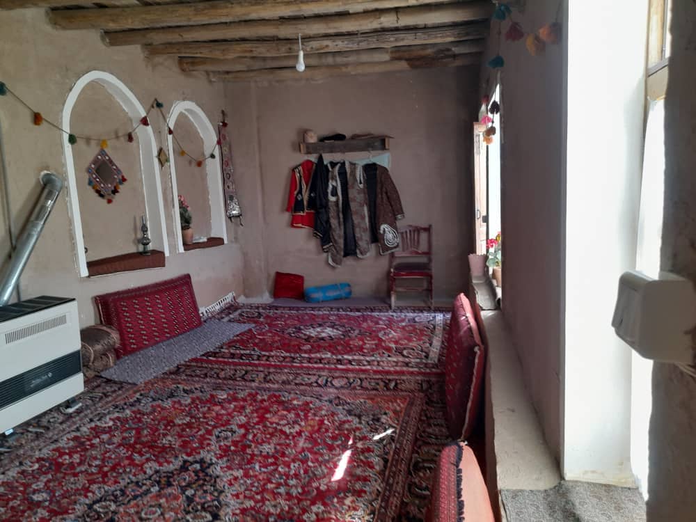 اجاره بومگردی سنتی در رادکان - مامان جون