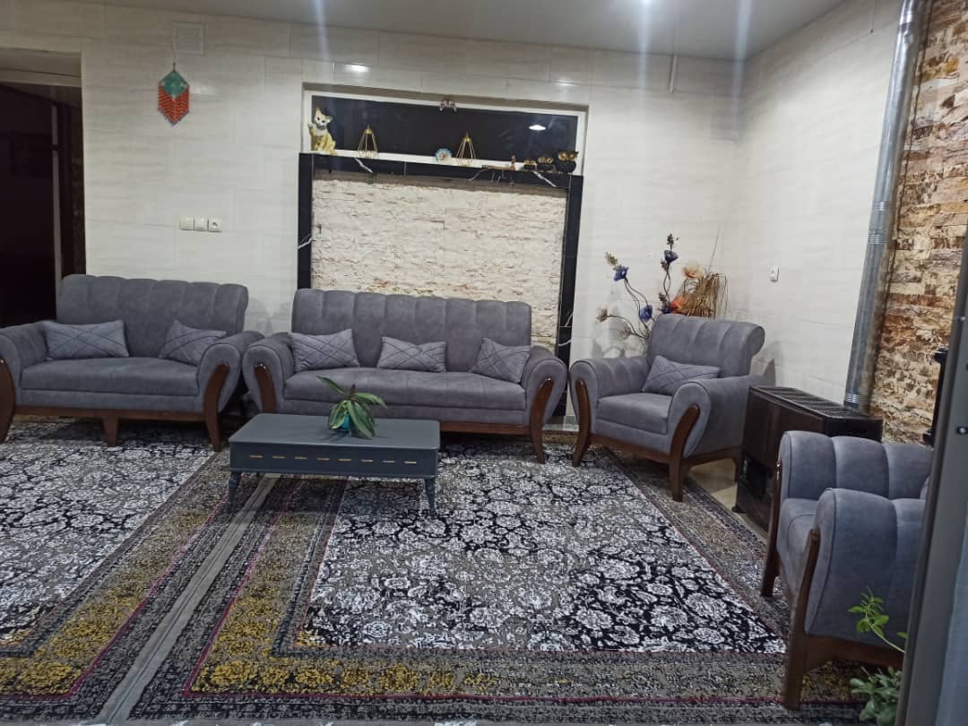 اجاره ویلا استخر سرپوشیده آبگرم در صادق آباد