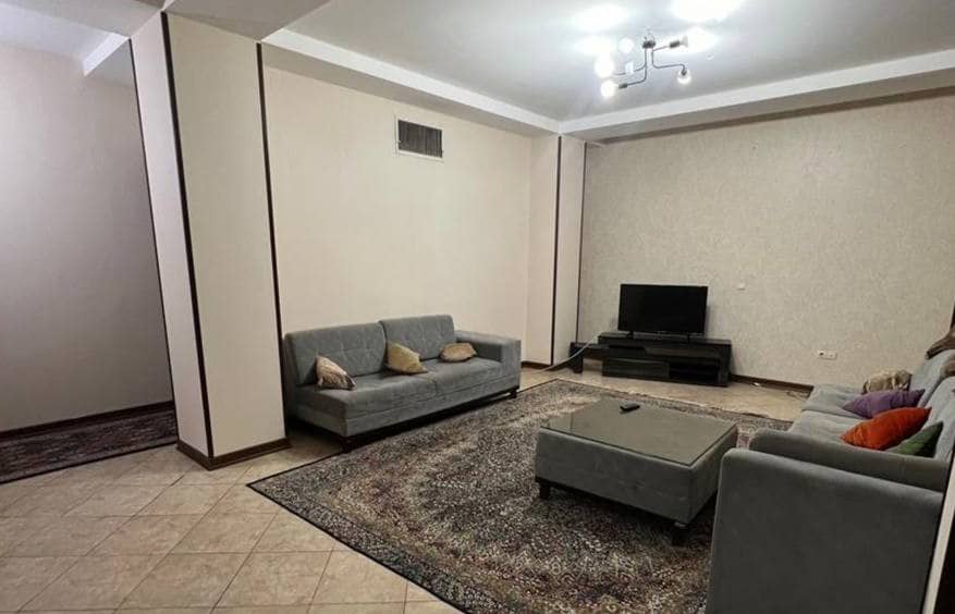 اجاره آپارتمان در میدان کوثر - طبقه دوم