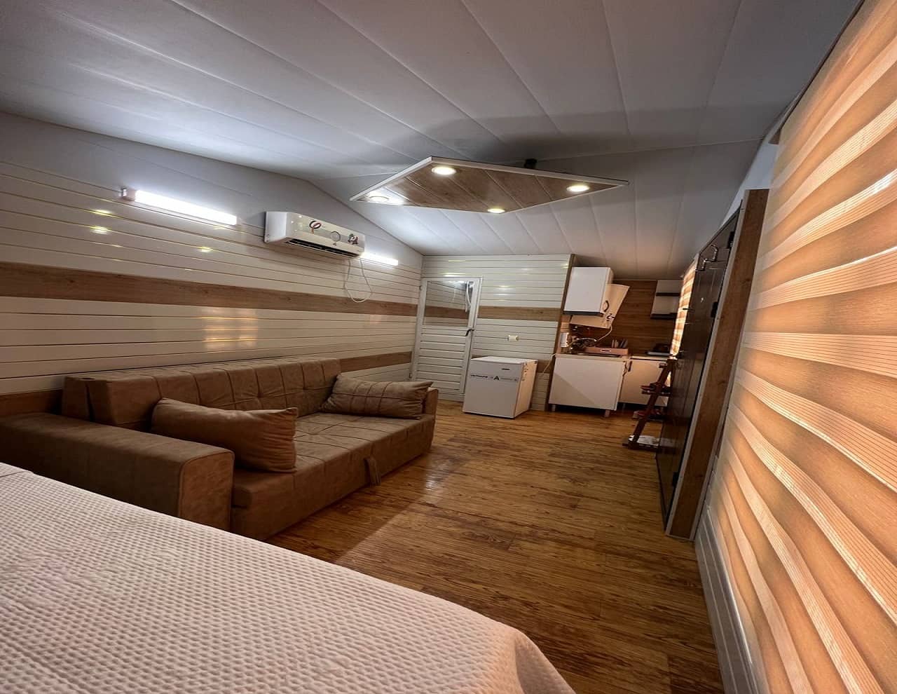 اجاره کانکس ساحلی در هرمز - یک تخته