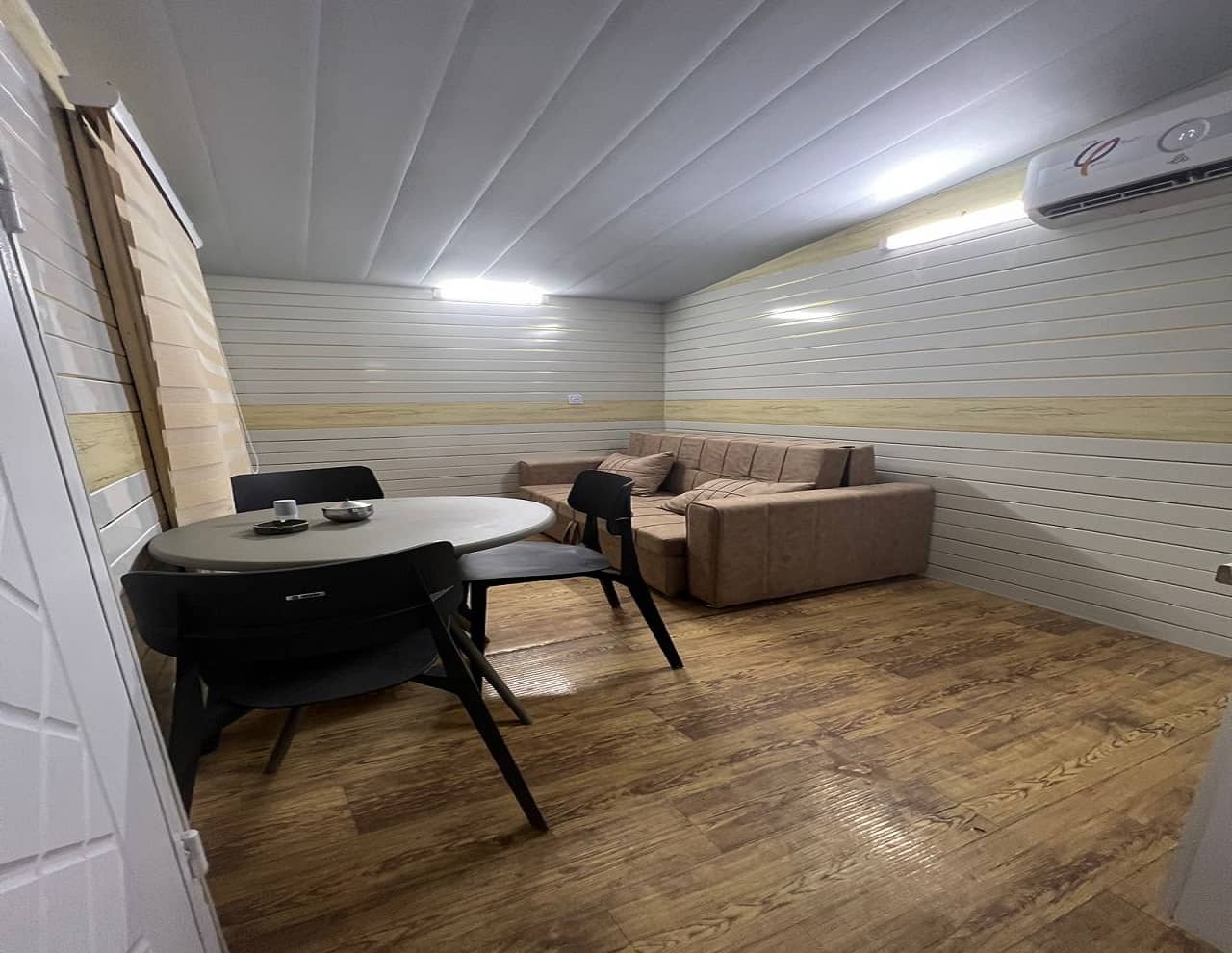 اجاره کانکس ساحلی در هرمز - دو تخته