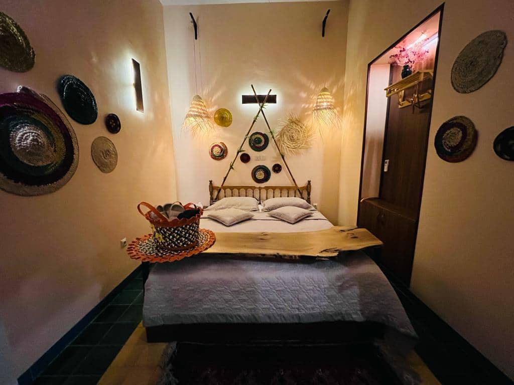 اجاره اتاق سنتی در شیراز - راحیل