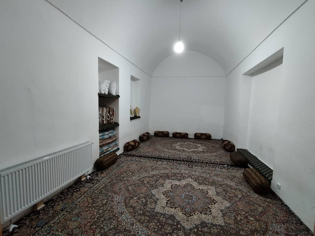 اجاره اتاق بومگردی در ورزنه - اتاق 6