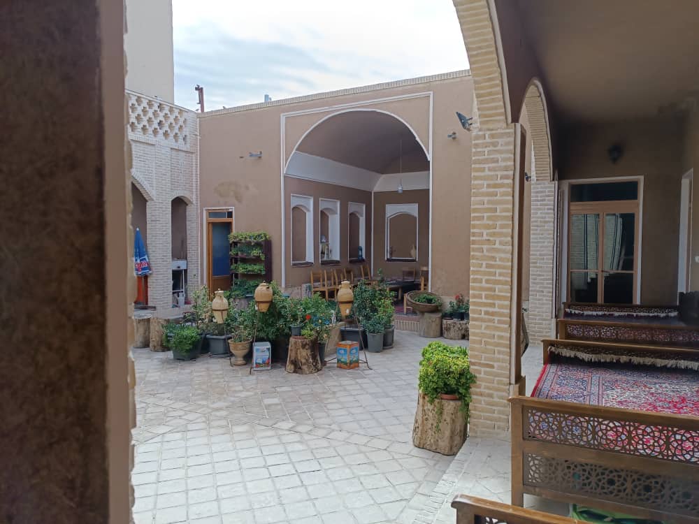 اجاره اتاق بومگردی در ورزنه - اتاق 6