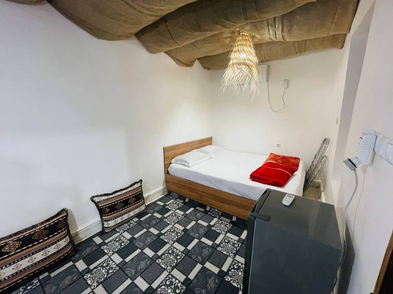 اجاره اتاق نزدیک ساحل در روستای سهیلی - جزیره