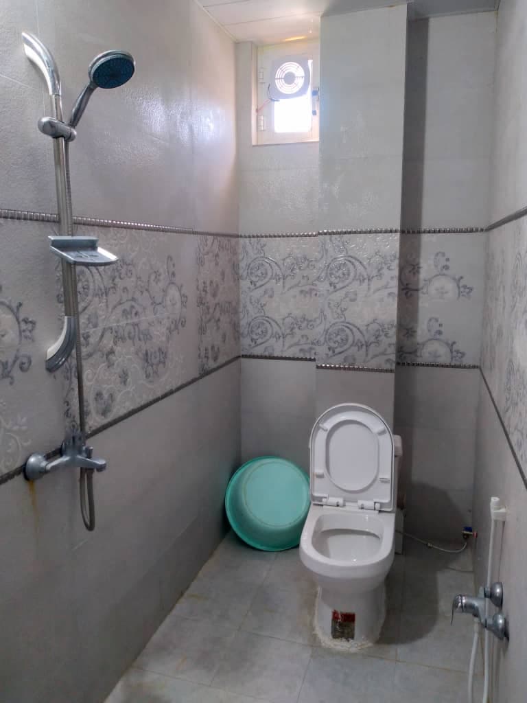 سرویس بهداشتی فرنگی و حمام