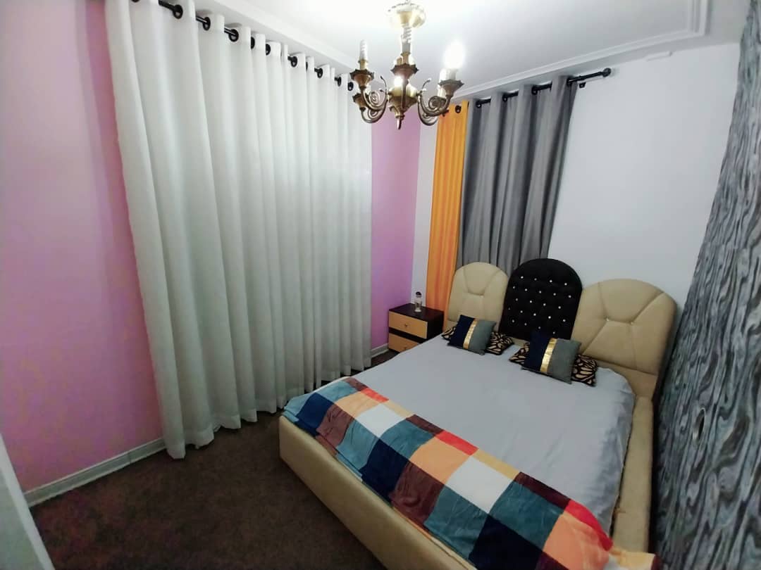 اجاره آپارتمان مبله در خیابان حافظ شیراز-دوخوابه طبقه اول