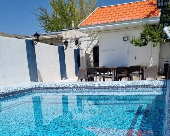 اجاره ویلا باغ استخردار در صحنه کرمانشاه