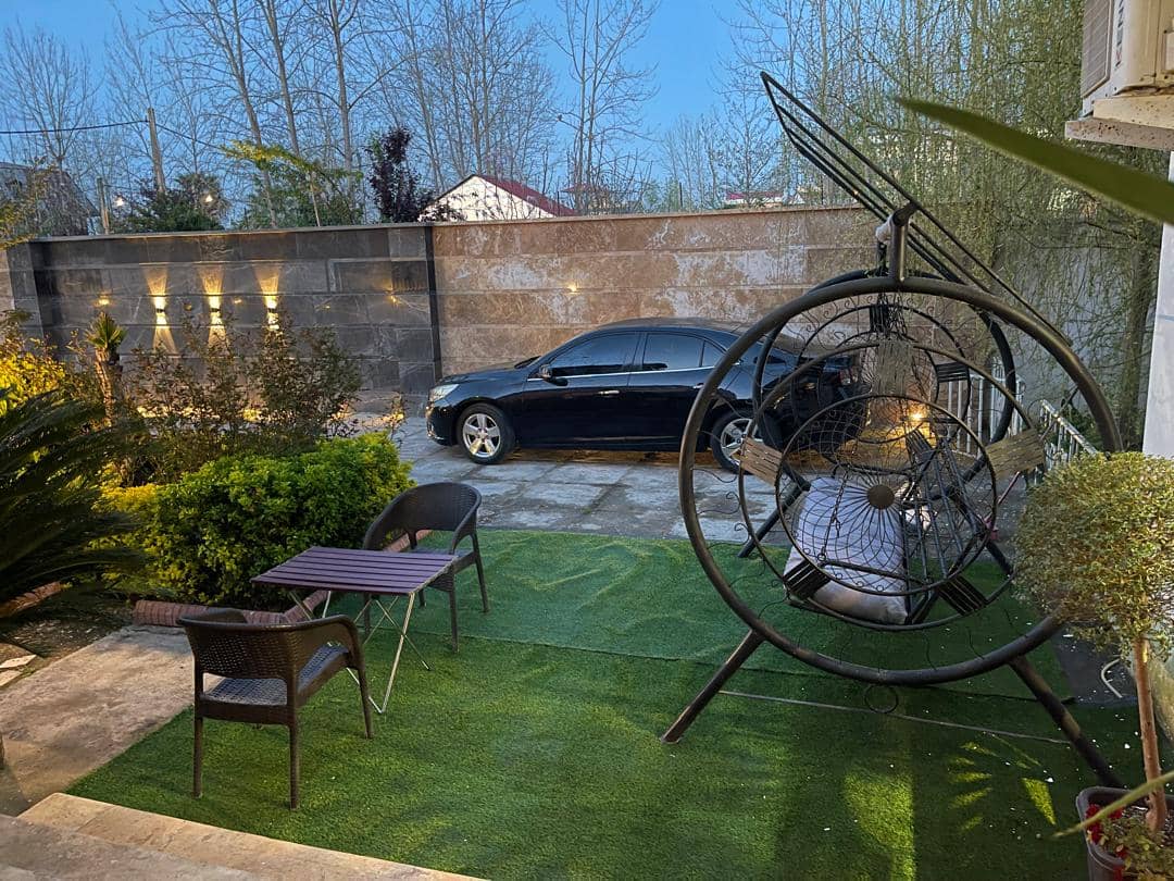 اجاره ویلا ساحلی با استخر آبگرم در زیباکنار