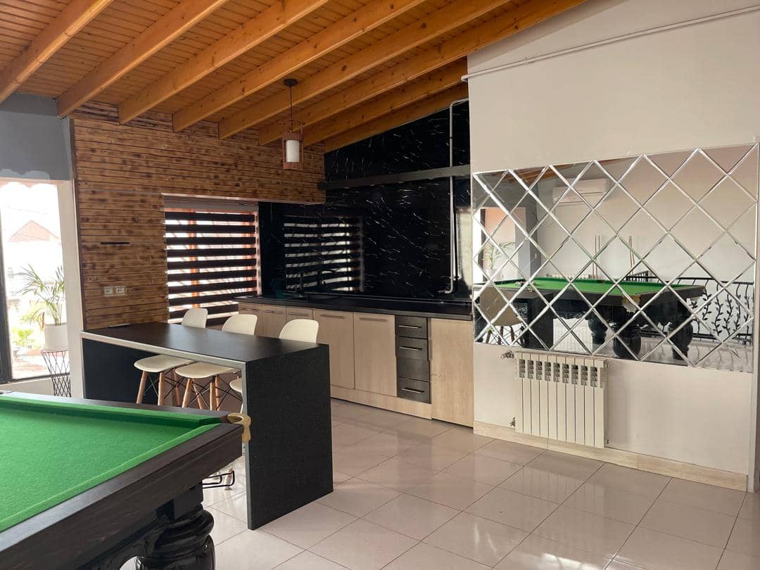 اجاره ویلا ساحلی با استخر آبگرم در زیباکنار