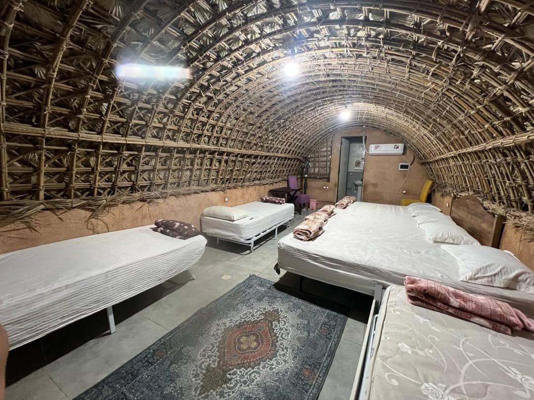 اجاره اقامتگاه در جزیره هرمز - کلبه مداد رنگی