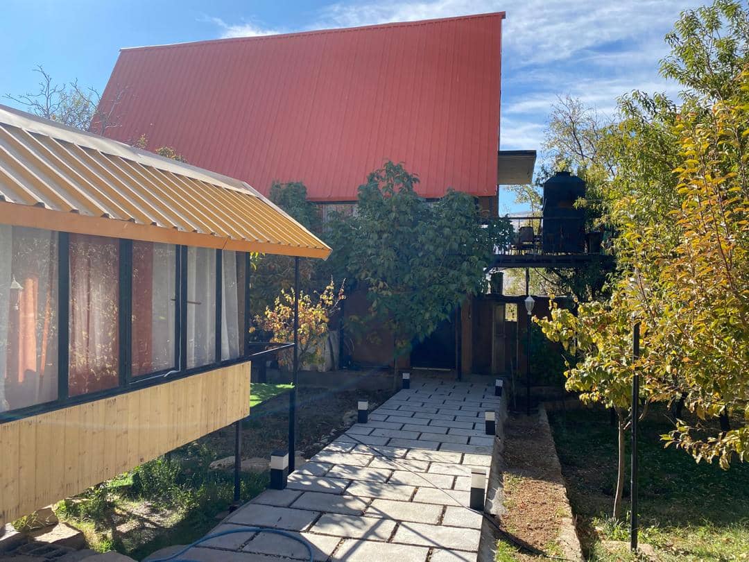 اجاره کلبه سوئیسی در جورگ