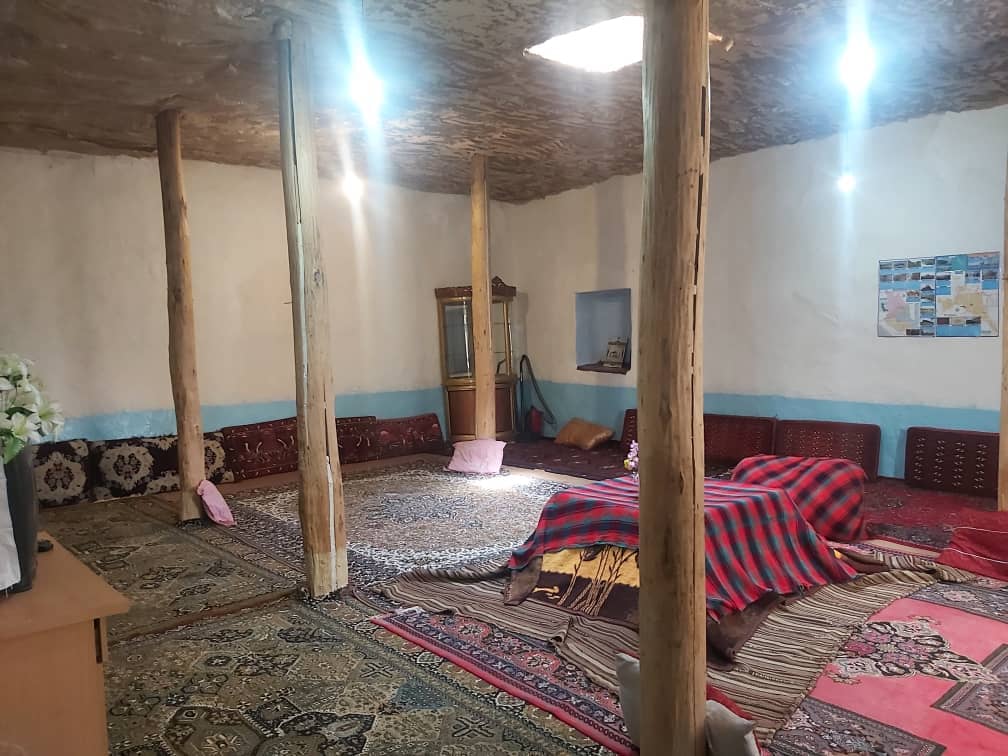 این اقامتگاه سنتی در روستای قینرجه تکاب - آذربایجان غربی