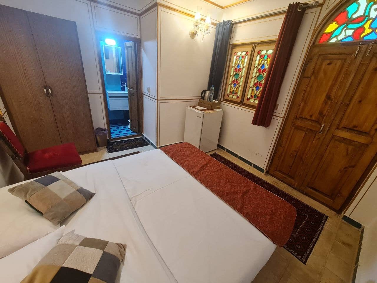 اجاره اتاق سنتی در نقش جهان اصفهان - کسایی