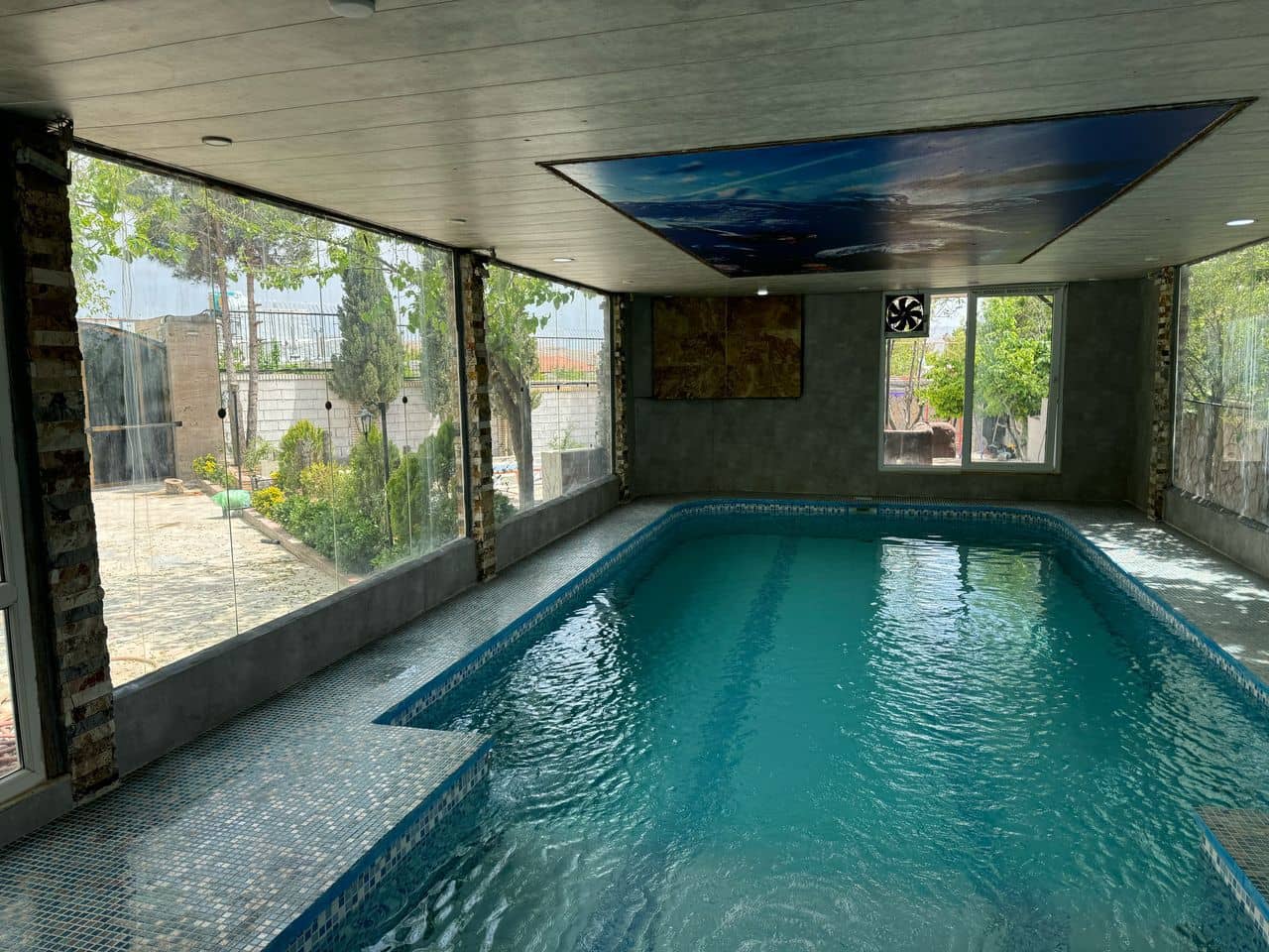 اجاره باغ ویلا دوبلکس با استخرآبگرم در دوکوهک شیراز