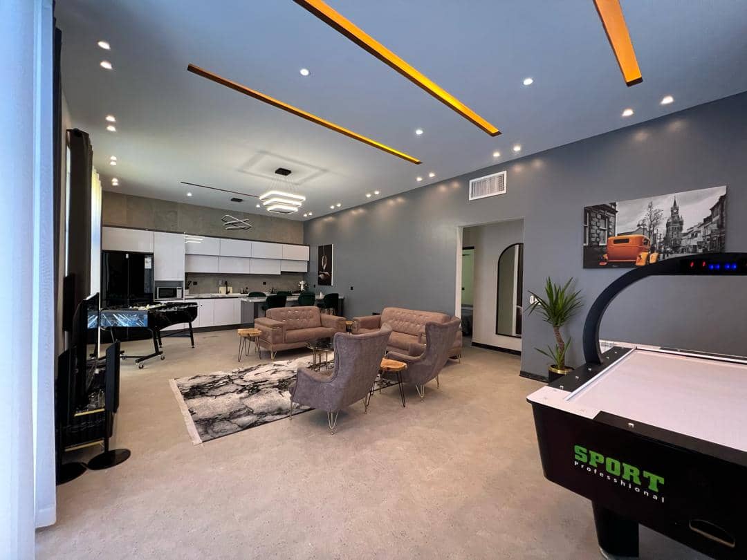 ویلا استخر سرپوشیده آبگرم در لشکرآباد سهیلیه - آرامش3 نما