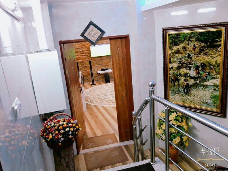 اجاره آپارتمان مبله لوکس در چهار باغ خواجو اصفهان - واحد 3