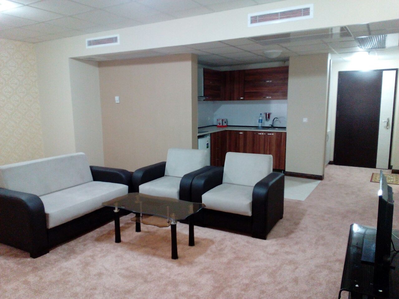 اجاره خانه مبله در شیخ طبرسی مشهد-دوخوابه