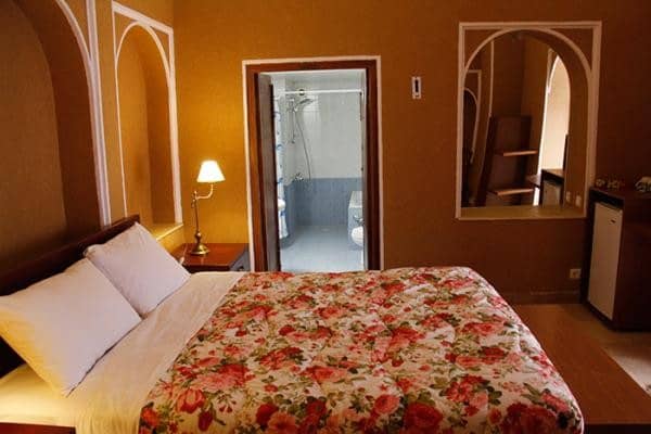 اجاره سوئیت سنتی دو تخته در یزد - پروچیستا