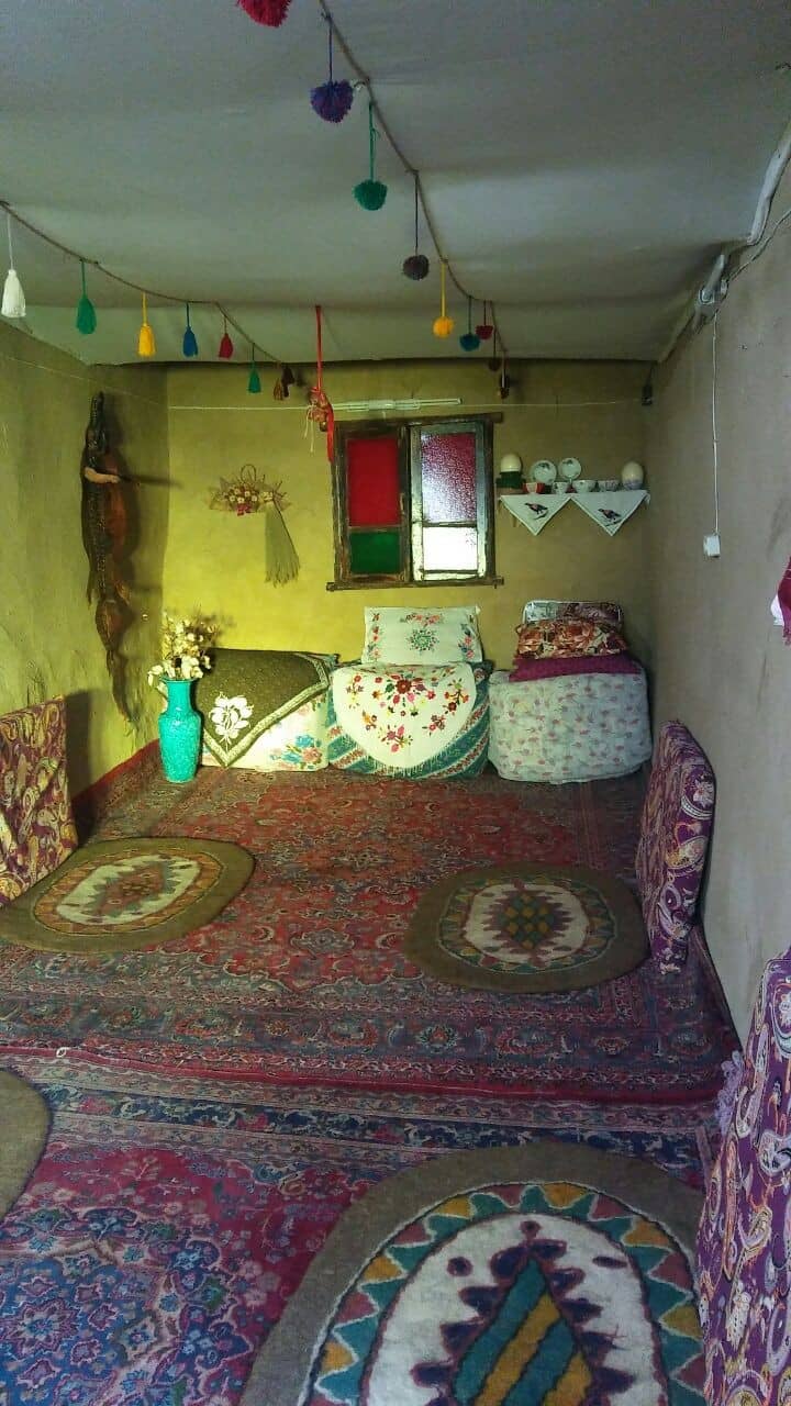 اجاره اقامتگاه بومگردی سنتی در بیارجمند سمنان- اتاق نو