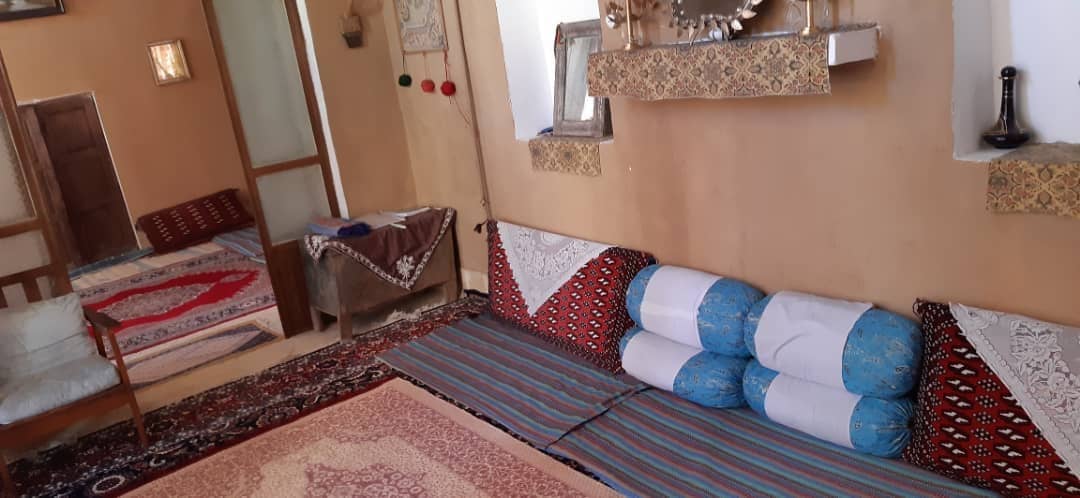 اجاره اقامتگاه بومگردی در خورهه محلات - تیرچوبی