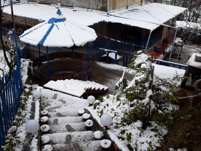 اجاره سوئیت سنتی کوهستانی قلعه چه مینودشت - شقایق